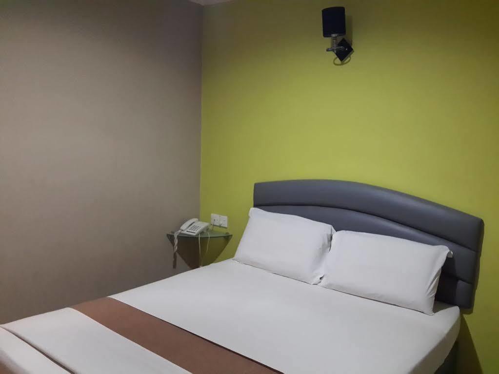 Dju Dju Hotel Batam Exterior foto